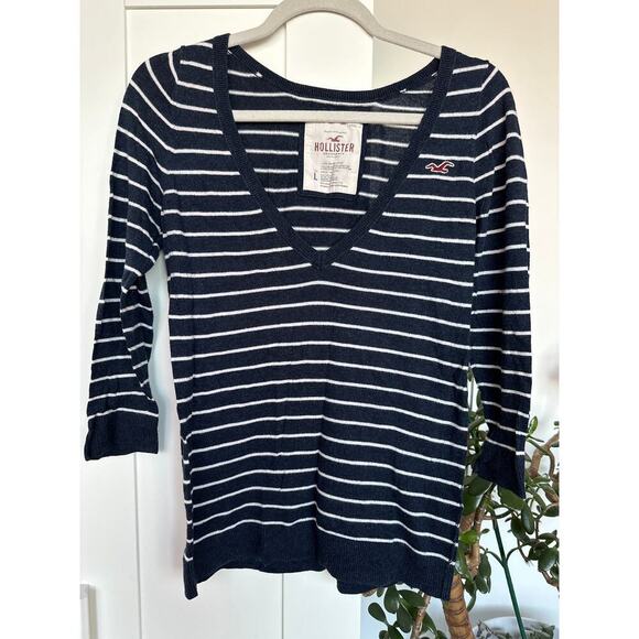 Vintage Y2K Hollister Women's Striped Navy V-Neck Sweater, Size L, EUC - Picture 1 of 4